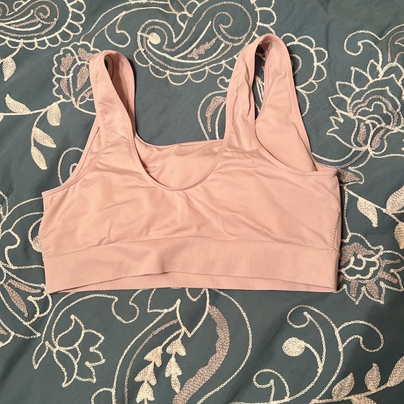Set of 4 sports bras - Picture 7 of 9